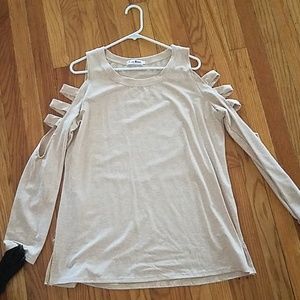 Open shoulder long sleeve